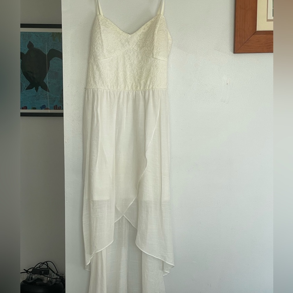 white lace dress